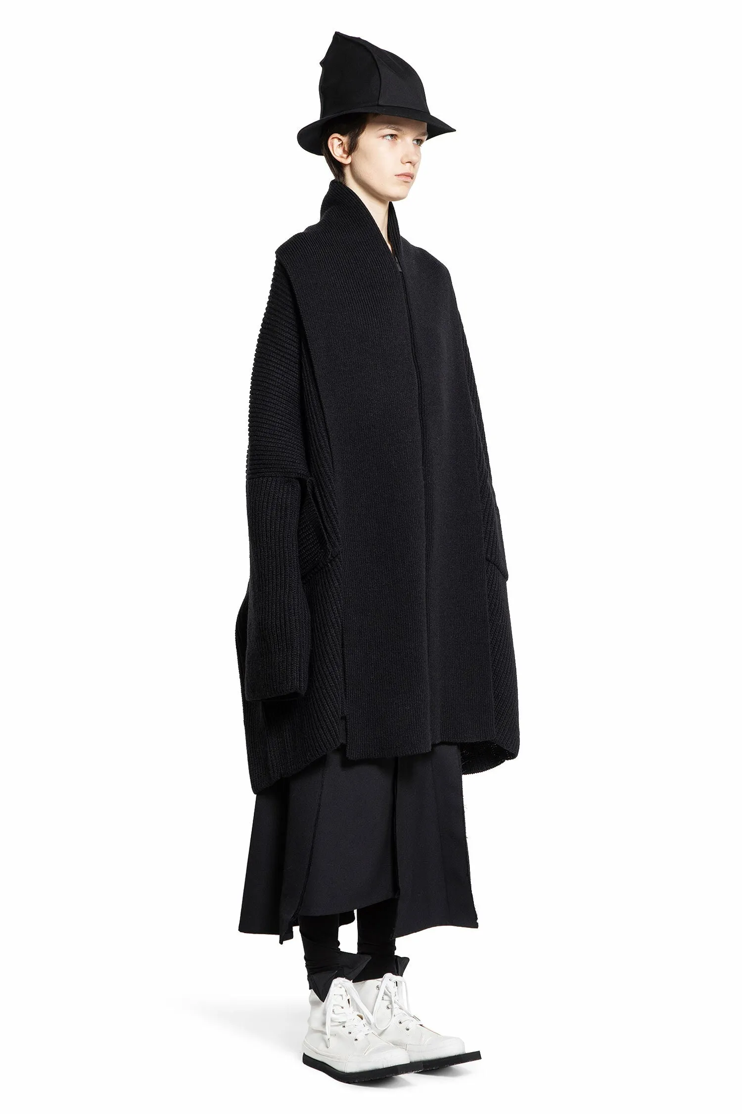 YOHJI YAMAMOTO WOMAN BLACK KNITWEAR